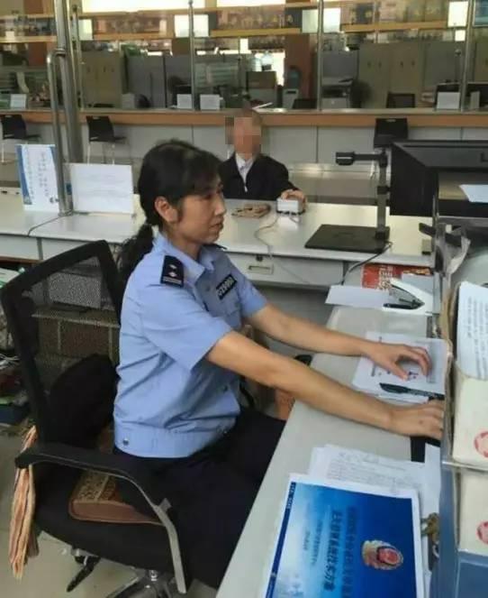 捷宇高拍仪助力楚雄州首份异地居民身份证受理成功